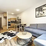 Apartmanovy Dom Poludnica - Chopok Juh 4* Tale
