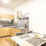 Apartmanovy Dom Poludnica - Chopok Juh Penzión pre hostí 4*