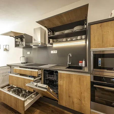 Guest house Apartmanovy Dom Poludnica - Chopok Juh Tale