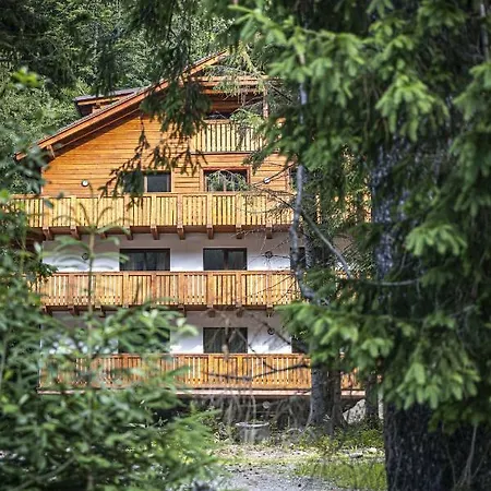 Apartmanovy Dom Poludnica - Chopok Juh 4*