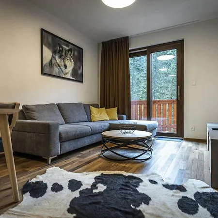 Apartmanovy Dom Poludnica - Chopok Juh Tale