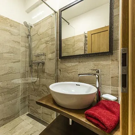 Apartmanovy Dom Poludnica - Chopok Juh 4* Tale