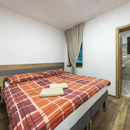 Guest house Apartmanovy Dom Poludnica - Chopok Juh