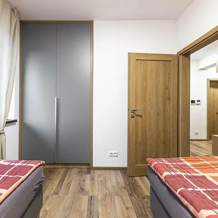 Apartmanovy Dom Poludnica - Chopok Juh Tale