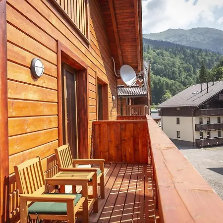 Apartmanovy Dom Poludnica - Chopok Juh 4* Tale