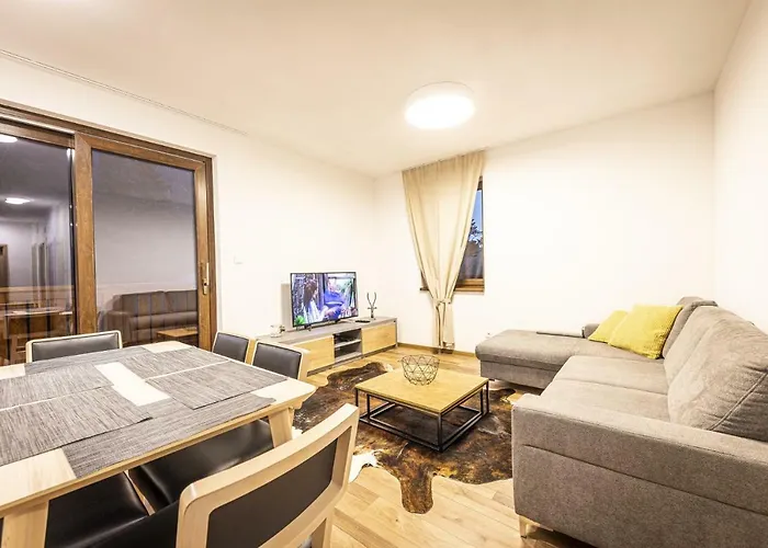 Guest house Apartmanovy Dom Poludnica - Chopok Juh