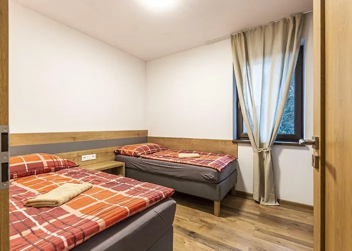 Apartmanovy Dom Poludnica - Chopok Juh Guest house 4*